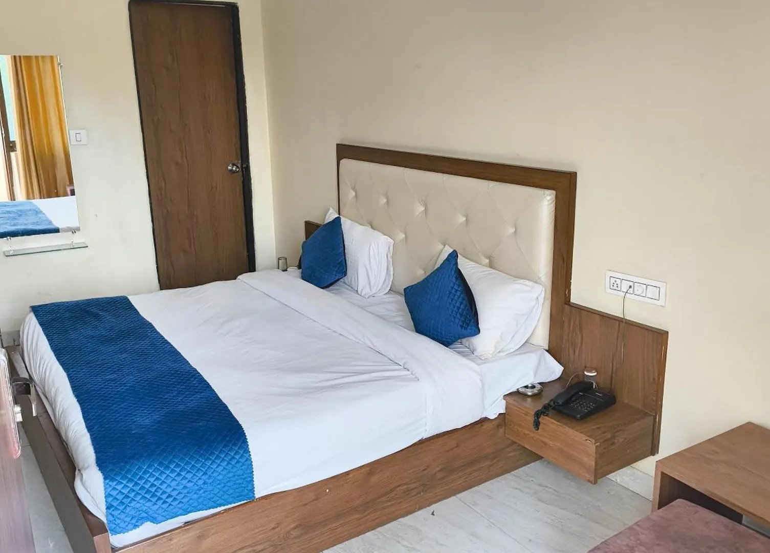 Hotel Valley Pride Udajpur Indie